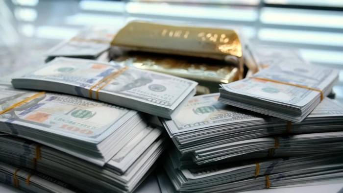 Major Bank Crisis Looms After 26 Months of Rate Hikes
